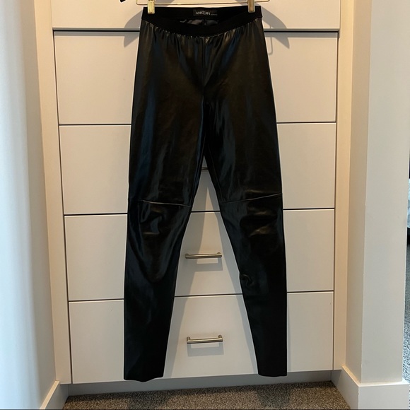Marc Cain designer leather leggings - Picture 9 of 11